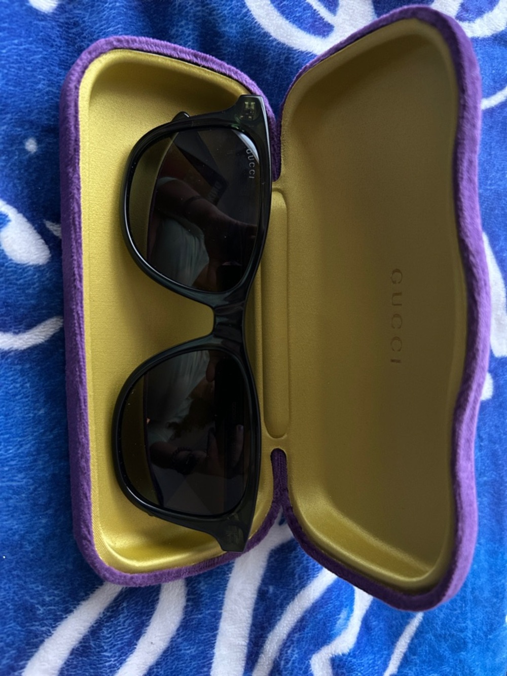 Gucci Black Sunglasses with Gold-Tone Case Interior